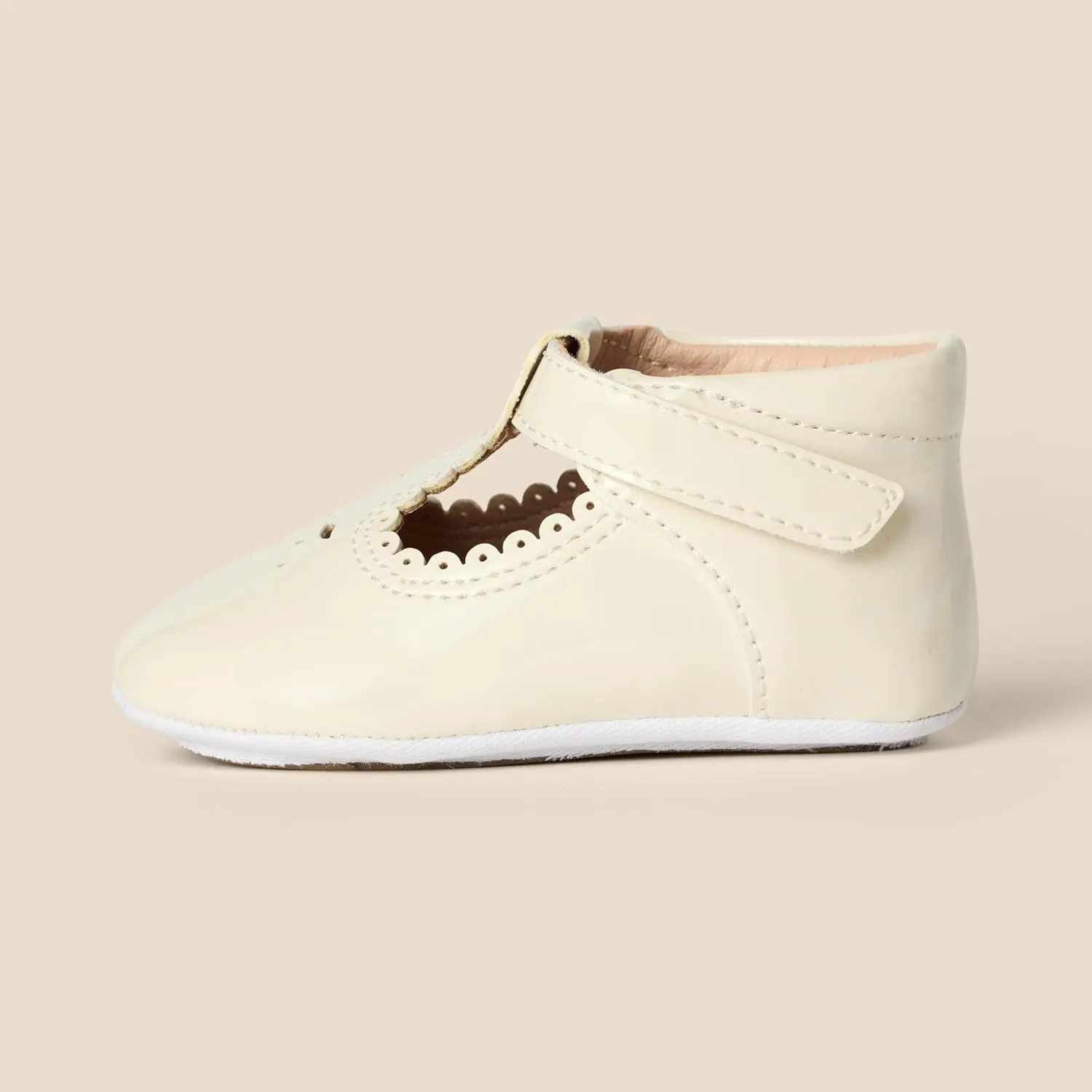 Amazon Essentials x Sofia Grainge Toddlers and Baby Girls?? Non-Slip Mary Jane Shoes