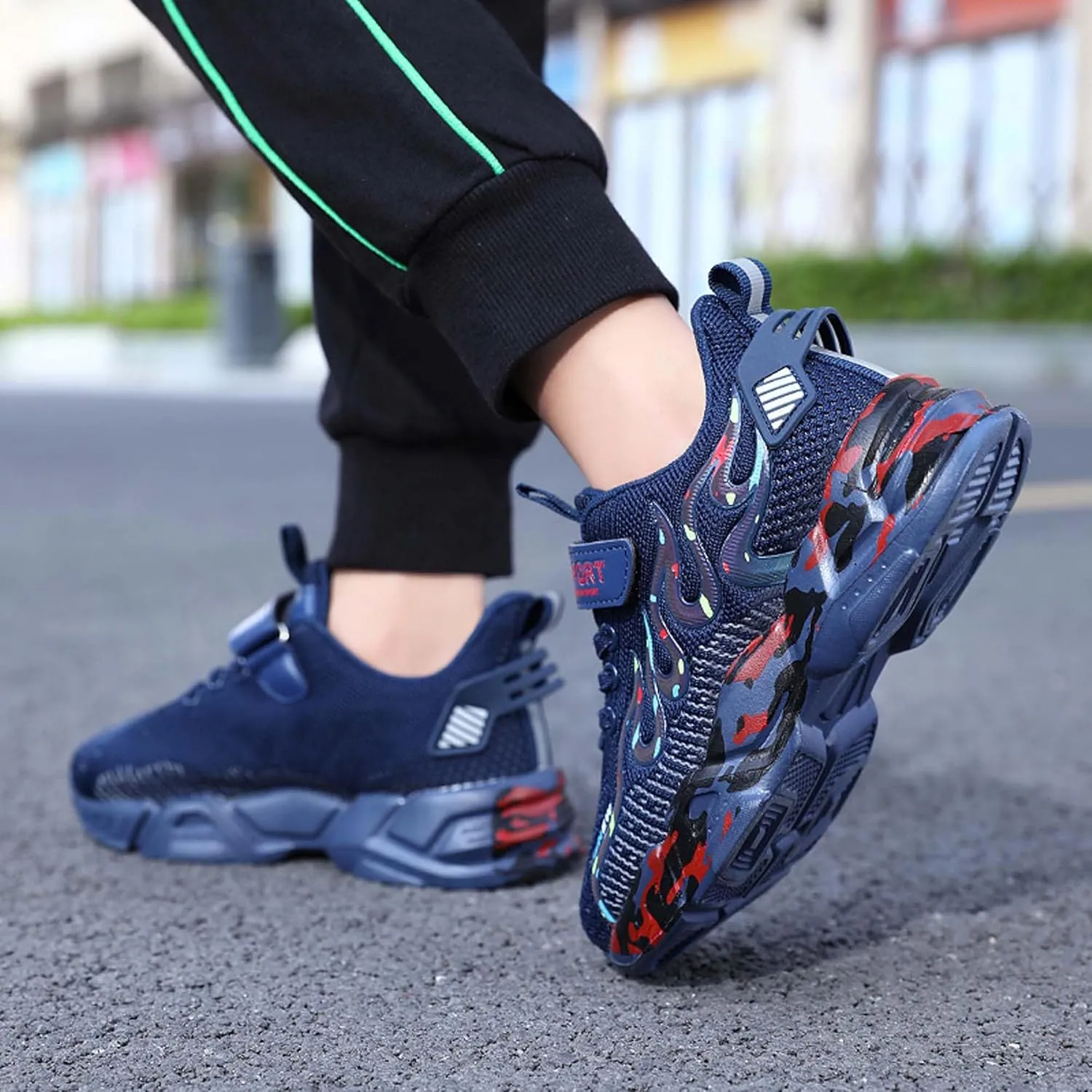 Boys Basketball Shoes Children's Fashion Sneakers Girls Basketball Shoes Indoor and Outdoor Training Running Shoes Breathable Tennis Shoes Students Outdoor Sports Badminton Shoes