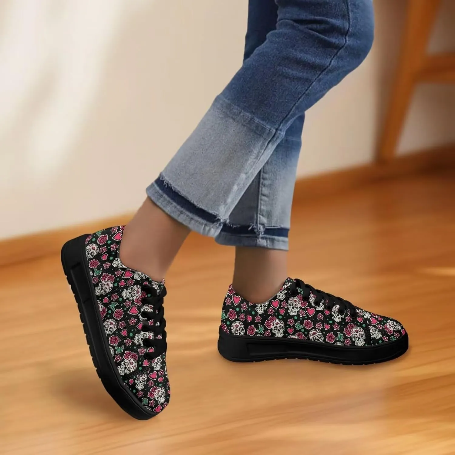Canvas Shoes Lace-Up Low Top Sneakers Womens Fashion Casual Shoes Walking Comfortable Platform Canvas Sneakers