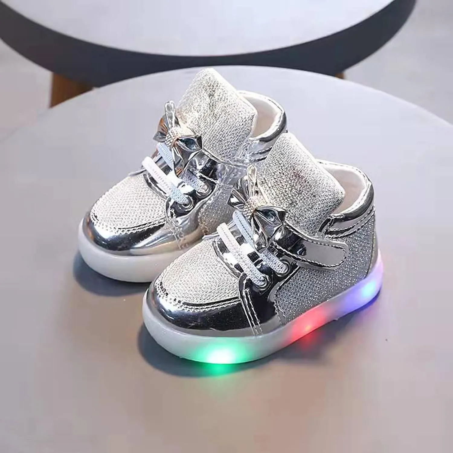 Children Light Up Sport Shoes Breathable Non Slip On Casual Sneaker Girl Slip On Luminous Running Sneakers