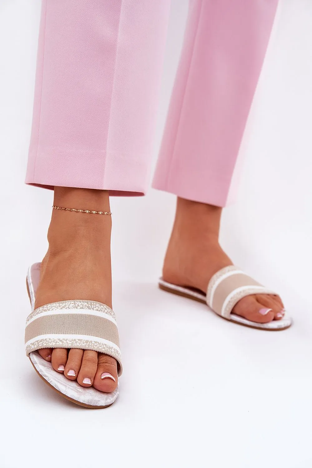 Flat Womens Flip-flops