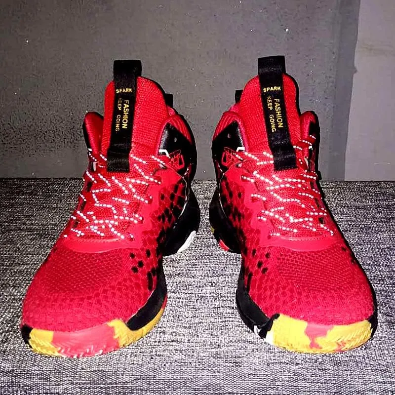 High-Top Basketball Shoes Non Slip Outdoor Cushioning Training Sport Shoes Light and Breathable Boys Basketball Shoes